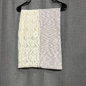 Chic Cream and Gray Lace Scarf